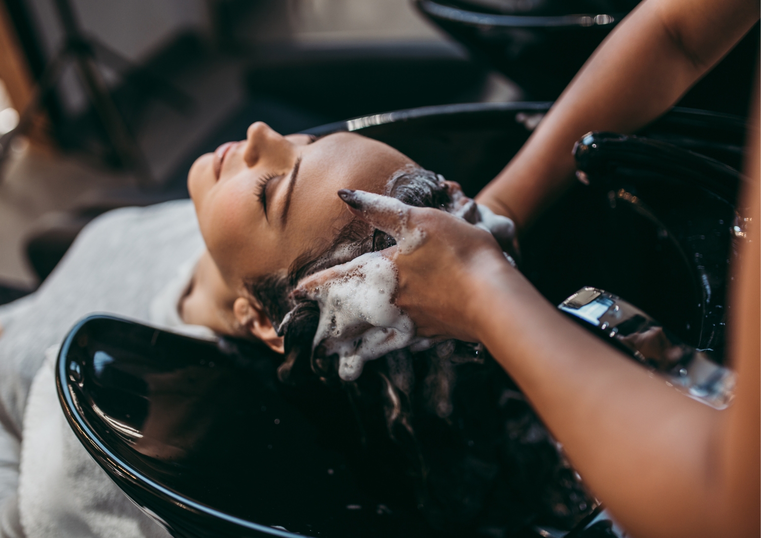 Servicios Auxiliares de Peluquería